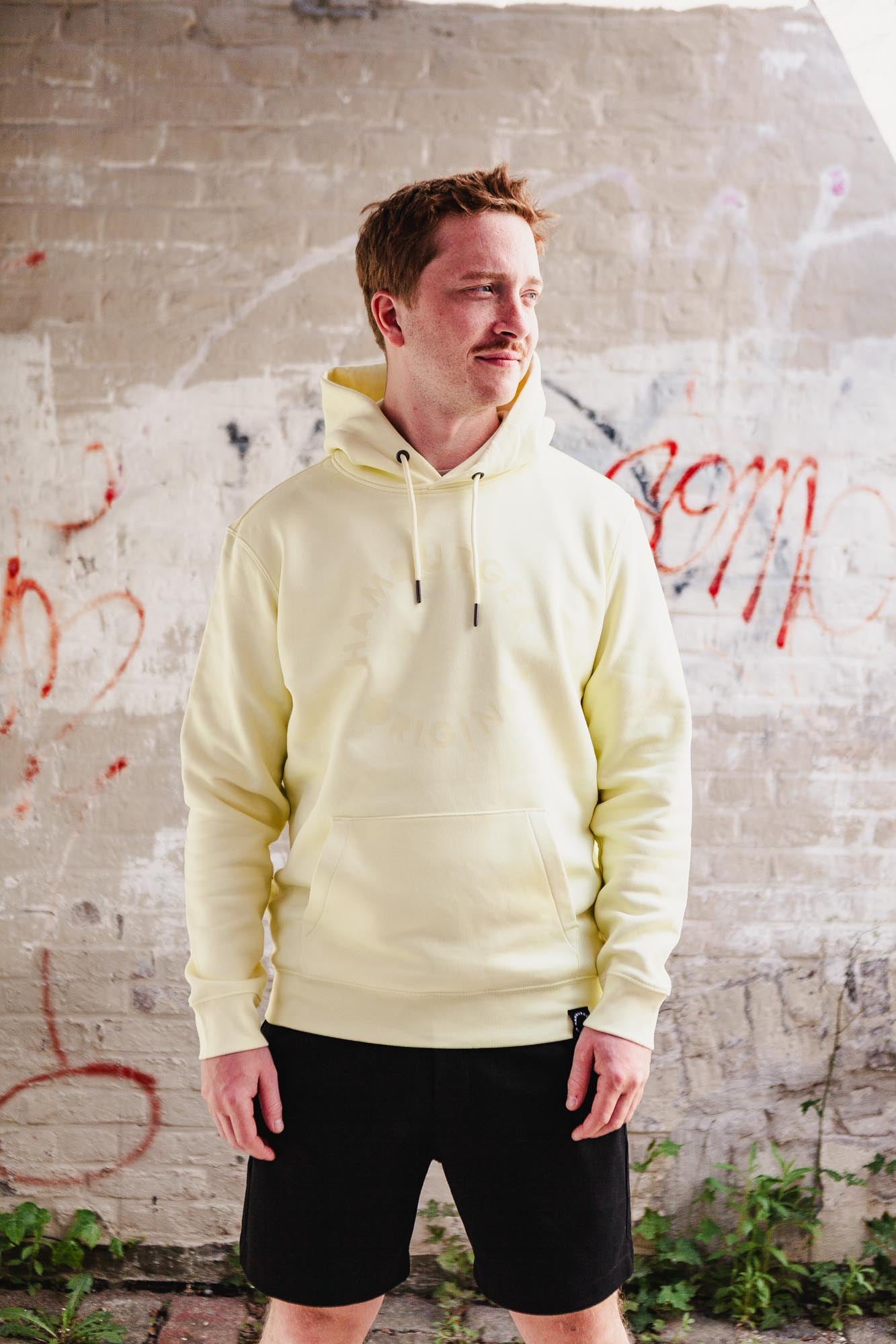 Hoodie aus Bio-Baumwolle mit Ton in Ton Logo
