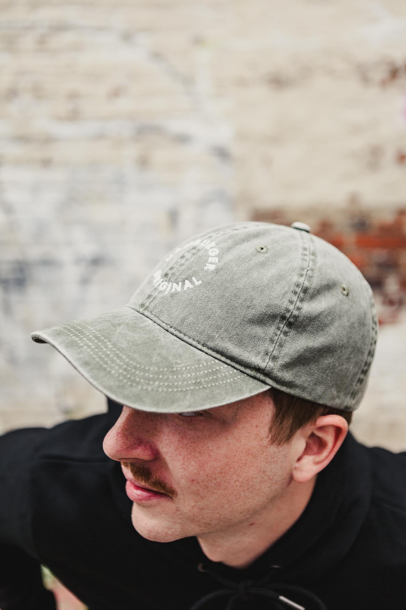 Logo Cap aus Bio-Baumwolle