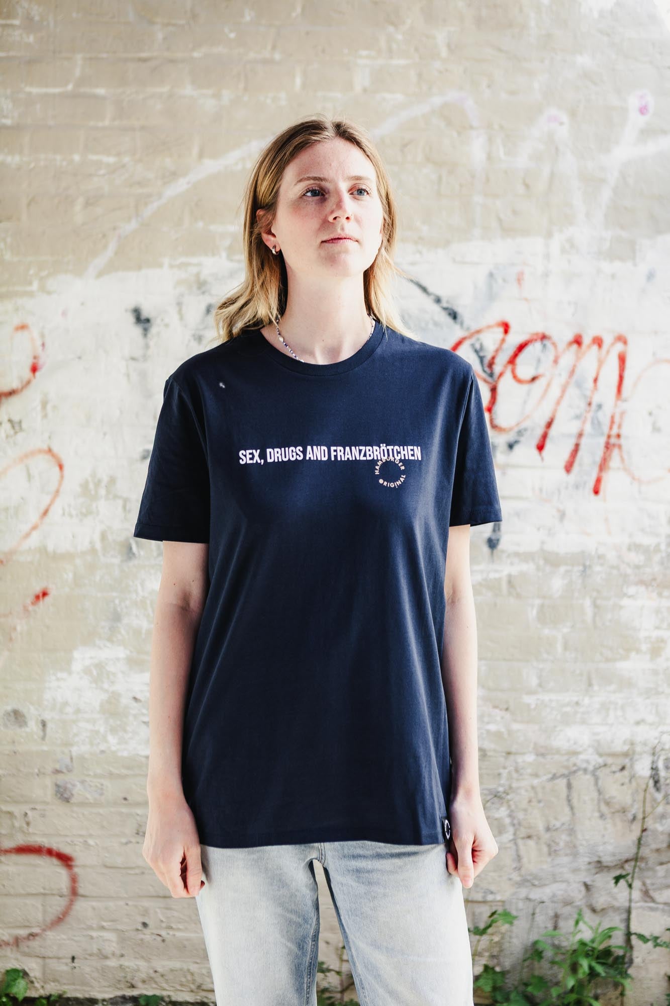 T-Shirt aus Bio-Baumwolle "Sex, Drugs and Franzbrötchen"